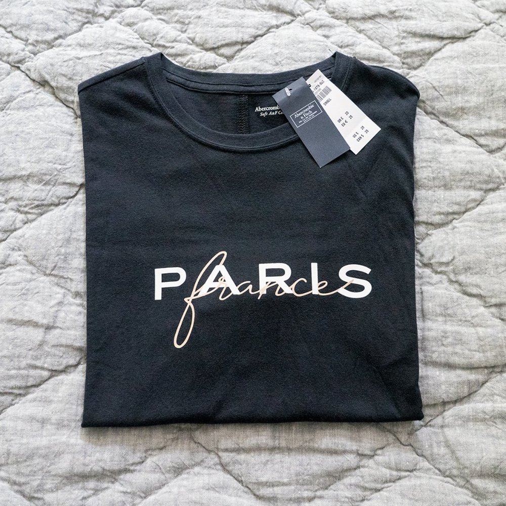 abercrombie oversized graphic tee "Paris" small, black
